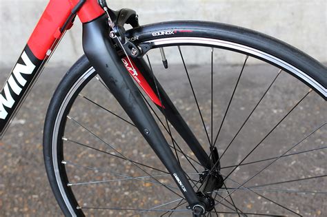 Btwin Triban 520 (2017) Expert Review.